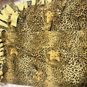 Leopard Print Fleece Blanket